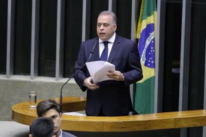2017 - Sessão votação relatório denuncia Michel Temer 1